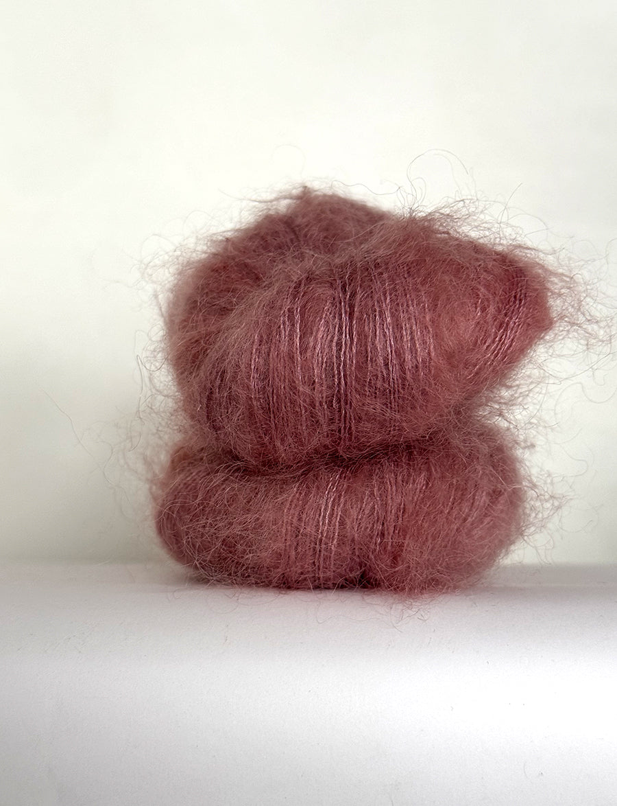 VEGAKNITS Silky Mohair